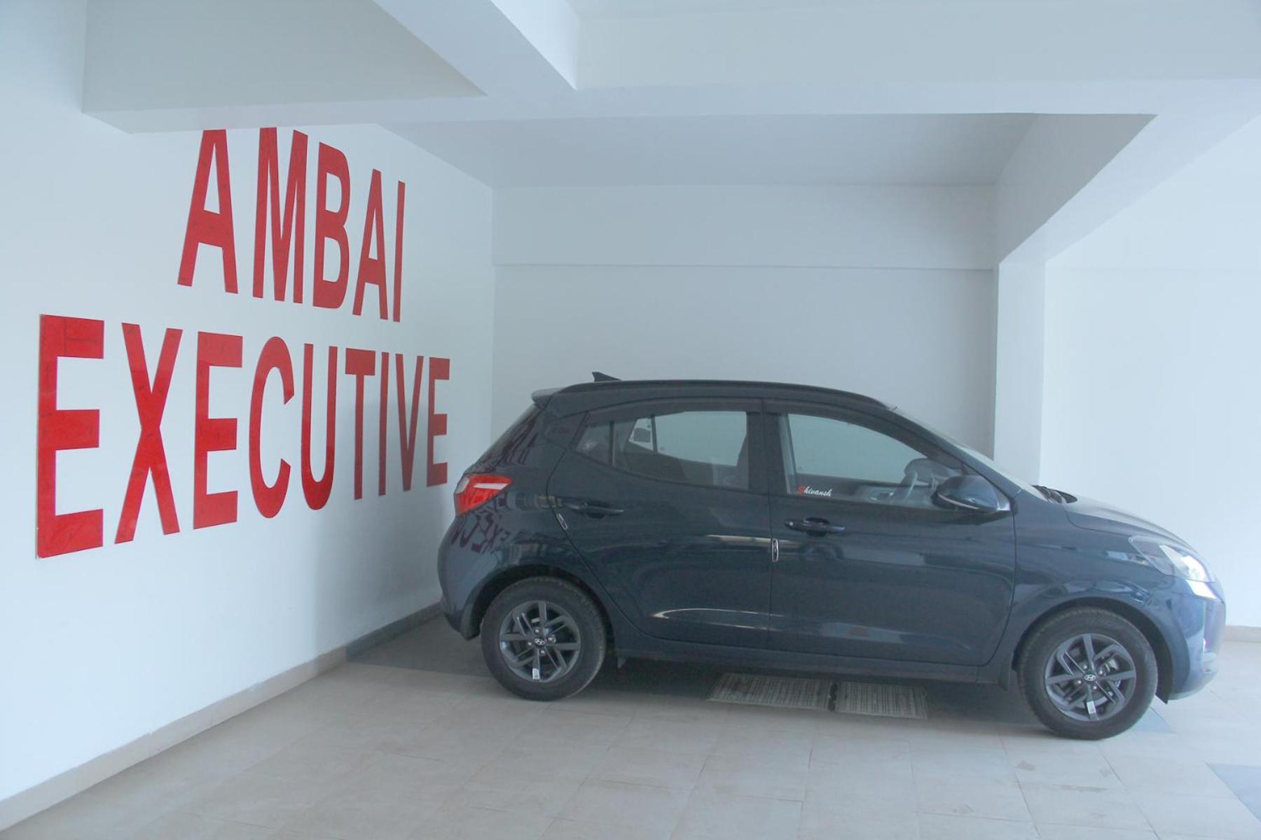 Hotel Ambai Executive Tuljapur Екстер'єр фото